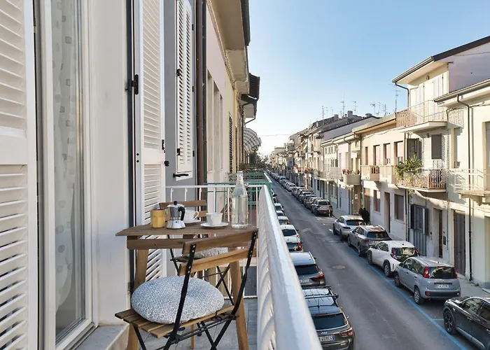 Via Puccini 217 Appartement *