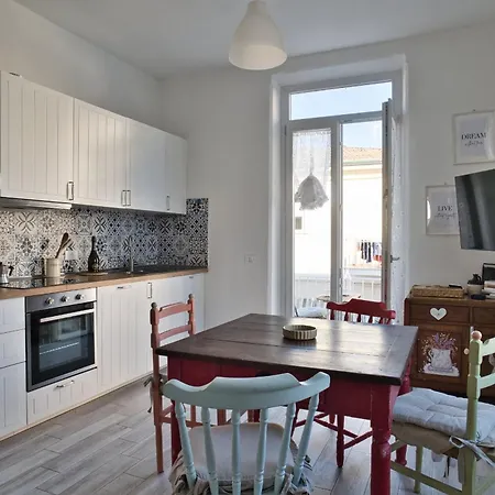 Via Puccini 217 公寓 维亚雷焦